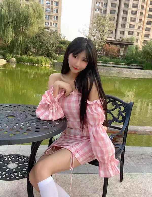 巴黎伴游价格