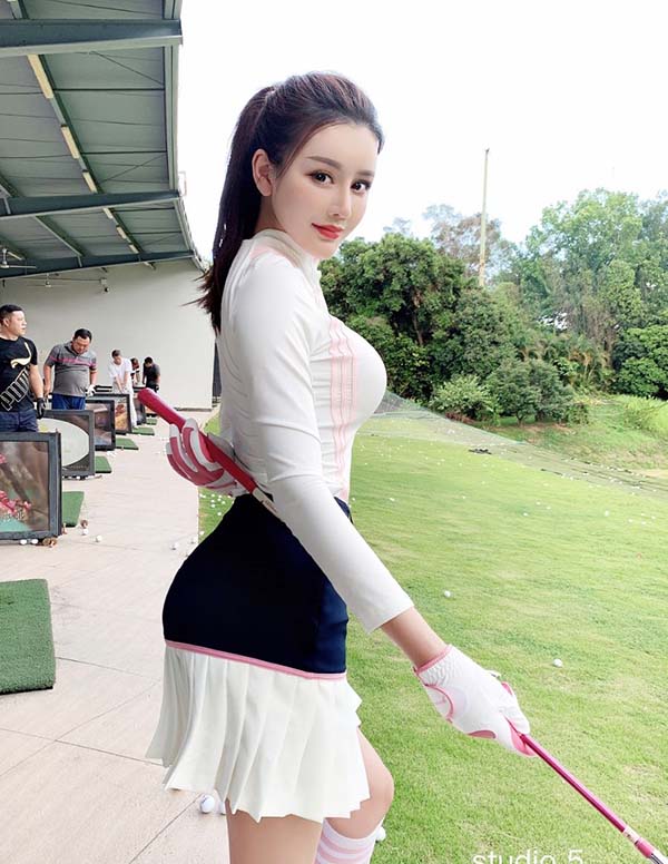 巴黎伴游模特