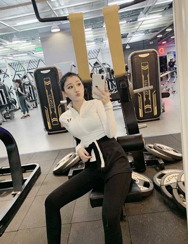 伦敦美女伴游