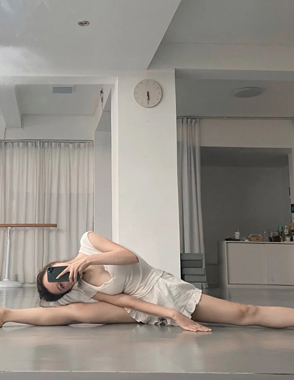 迪拜美女伴游